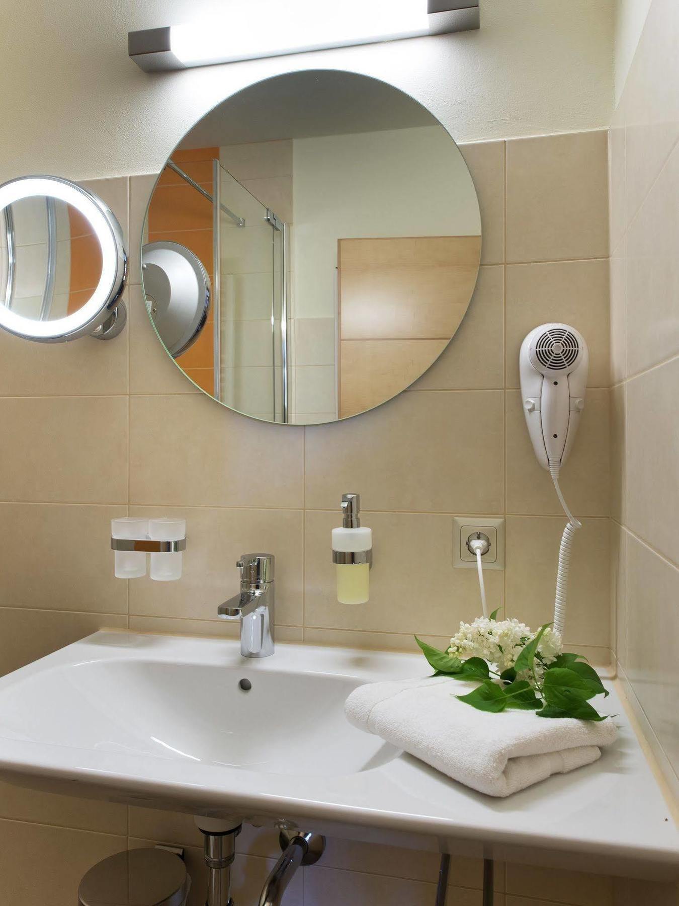Sonn'Idyll Hotel & Saunalandschaft Rathenow Luaran gambar